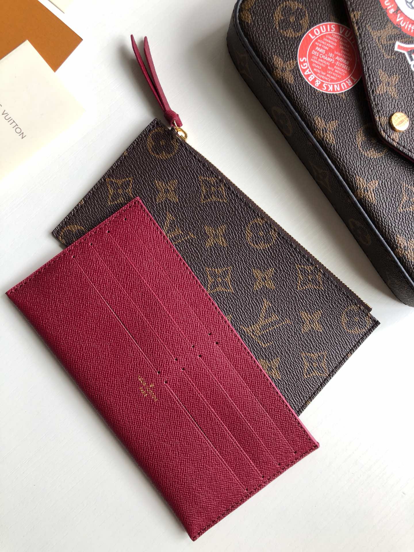 루이비통 로잘리 다미에 아주르 지갑 N61276